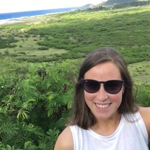 Meet your Posher, Maria